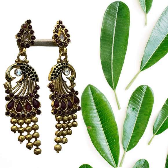 Peacock gold earrings with red & white stones - Picture 2 of 2